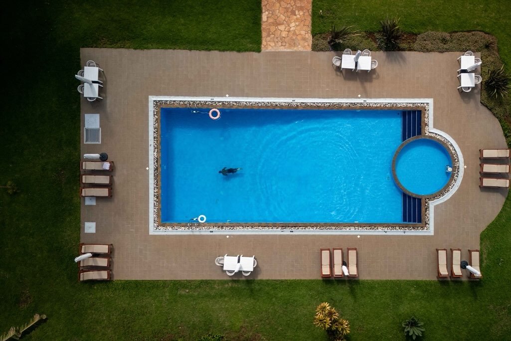 Acacia Farm Lodge - Gallery Image 1